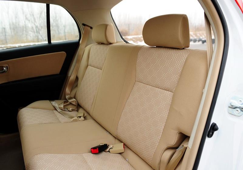 長城汽車 凌傲 2010款 1.5 MT精英版