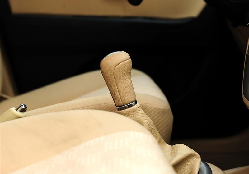 長城汽車 凌傲 2010款 1.5 MT精英版