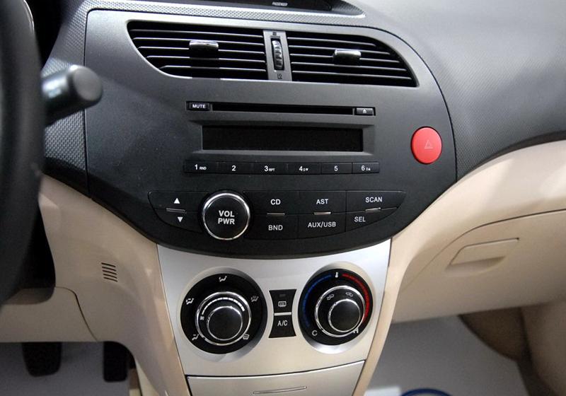 長城汽車 凌傲 2010款 1.5 MT精英版