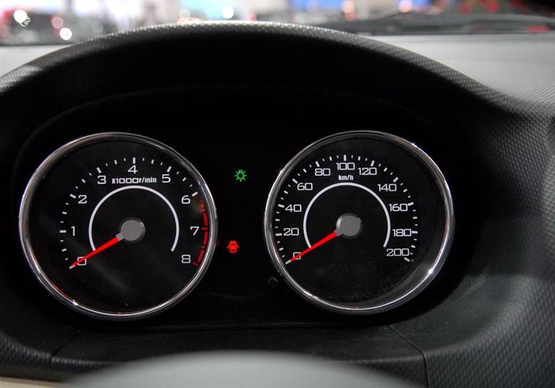 長城汽車 凌傲 2010款 1.5 MT精英版