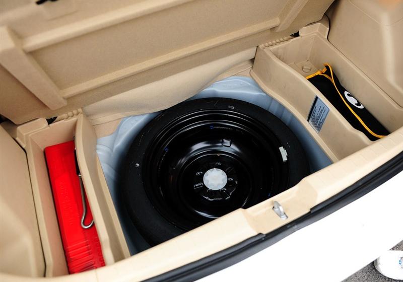 長城汽車 凌傲 2010款 1.5 MT精英版