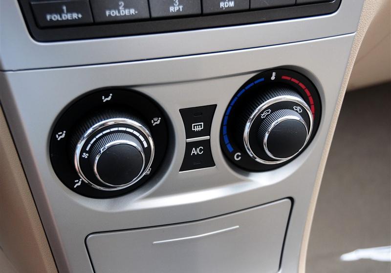 長城汽車 騰翼C30 2012款 1.5 手動(dòng)舒適型