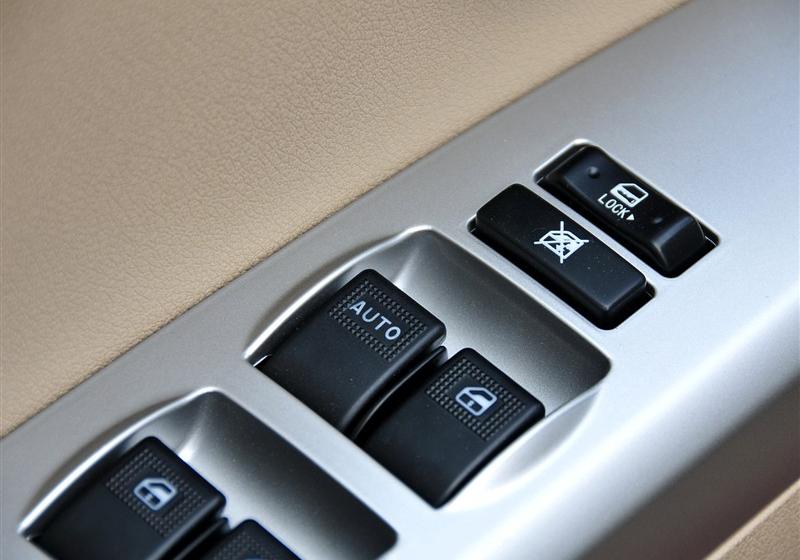 長城汽車 騰翼C30 2012款 1.5 手動豪華型