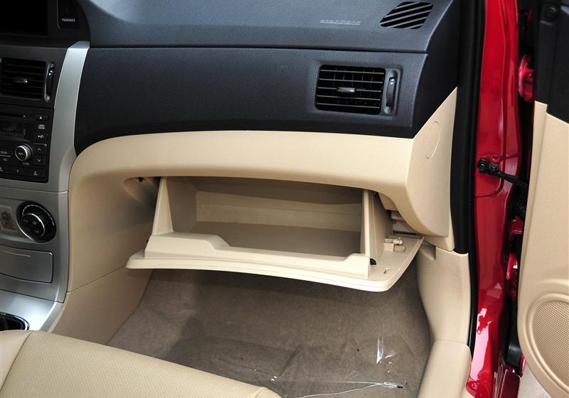 長城汽車 騰翼C30 2012款 1.5 手動(dòng)豪華型