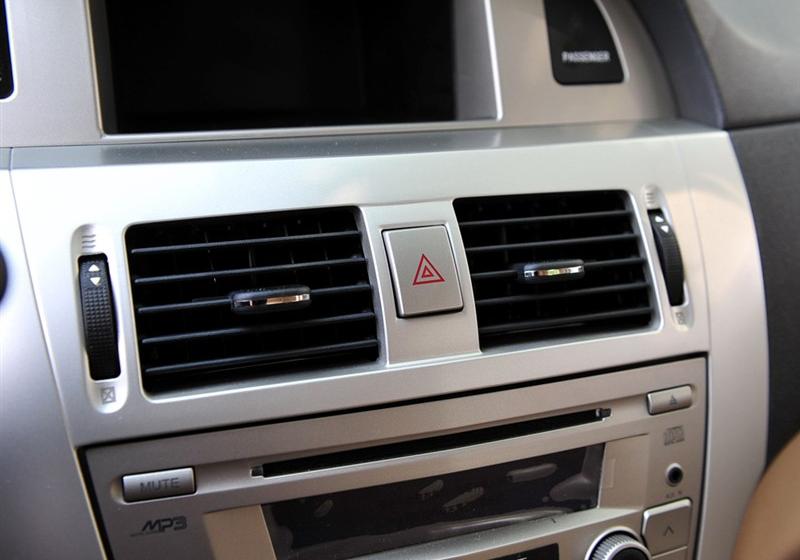 長城汽車 騰翼C30 2010款 1.5 手動(dòng)舒適型