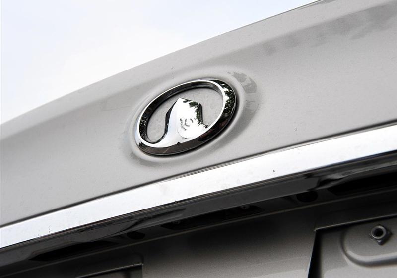 長(zhǎng)城汽車 騰翼C30 2010款 1.5 手動(dòng)舒適型