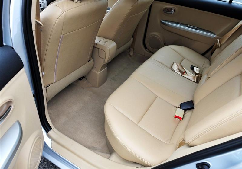 長城汽車 騰翼C30 2010款 1.5 手動(dòng)豪華型