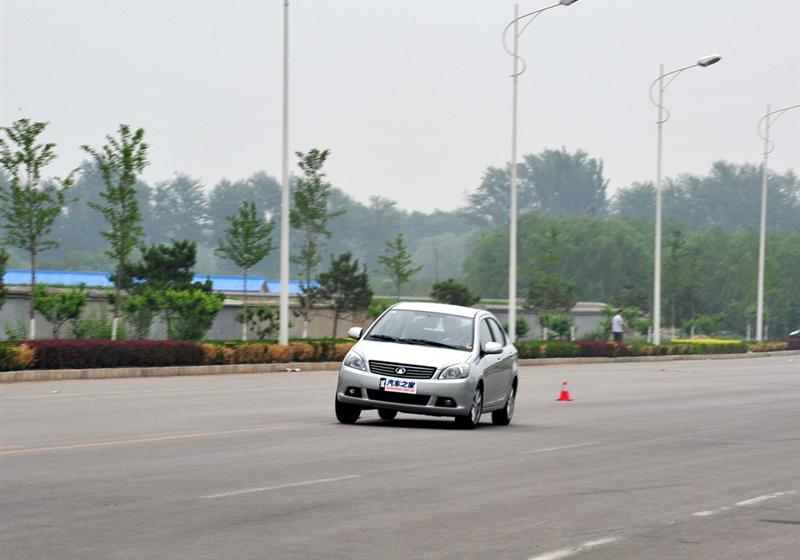 長(zhǎng)城汽車 騰翼C30 2010款 1.5 手動(dòng)豪華型