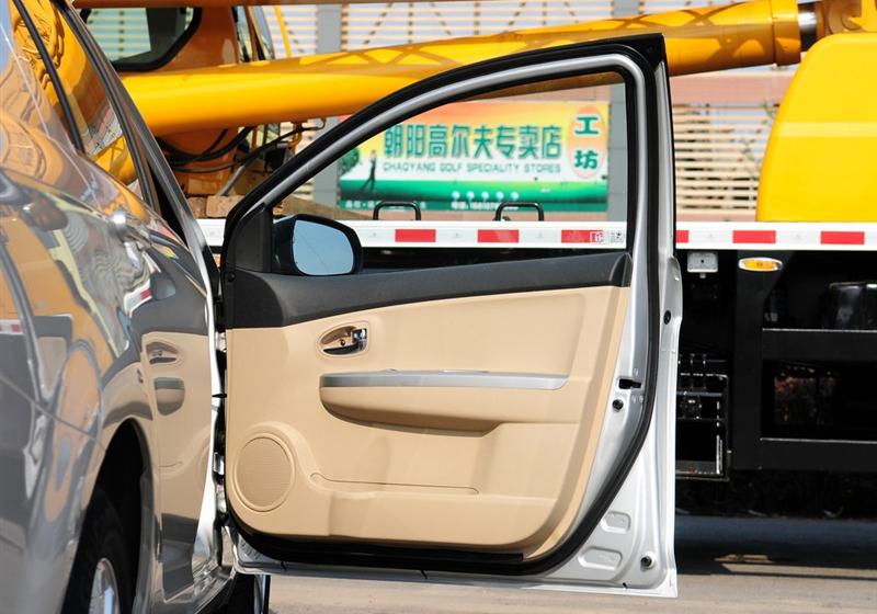 長城汽車 騰翼C30 2010款 1.5 CVT豪華型