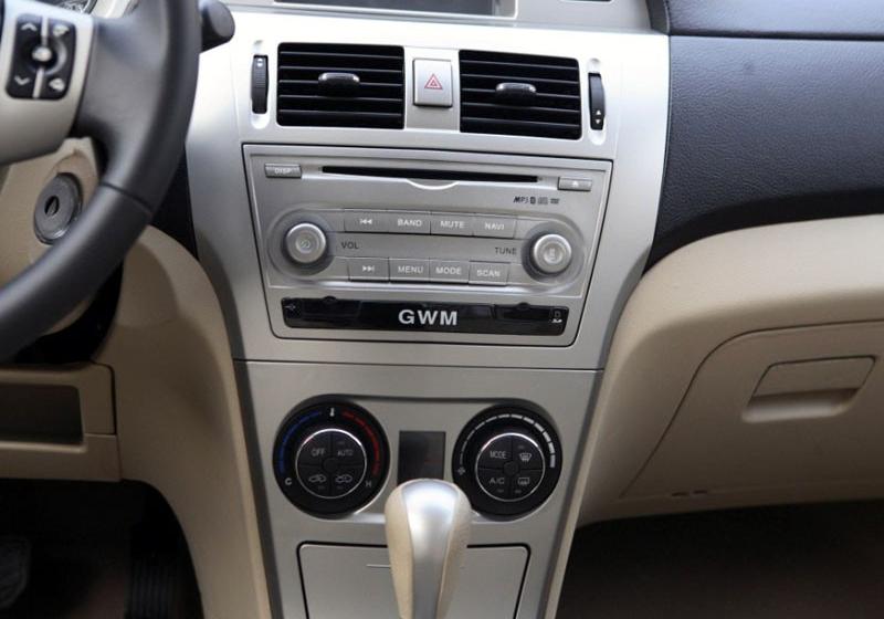 長(zhǎng)城汽車(chē) 騰翼C30 2010款 1.5 CVT精英型