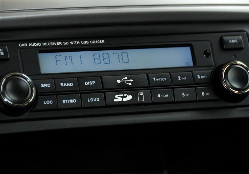 長城汽車 騰翼V80 2011款 2.0 自動標(biāo)準(zhǔn)型