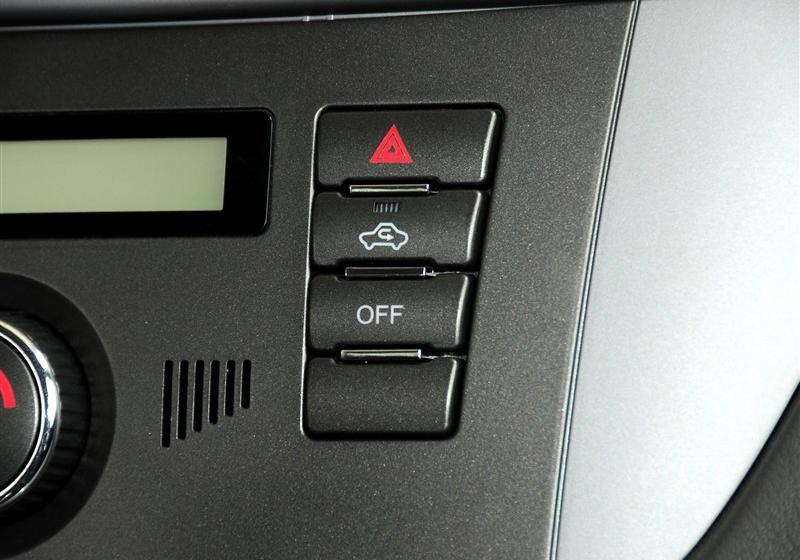 長城汽車 騰翼V80 2011款 2.0 自動標準型