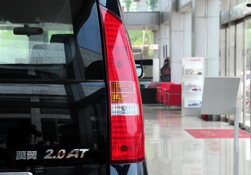 長城汽車 騰翼V80 2011款 2.0 自動標準型