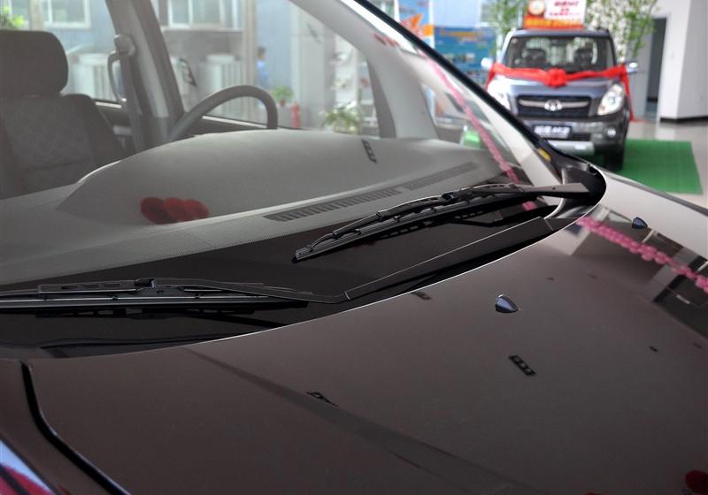 長城汽車 騰翼V80 2011款 2.0 手動舒適型