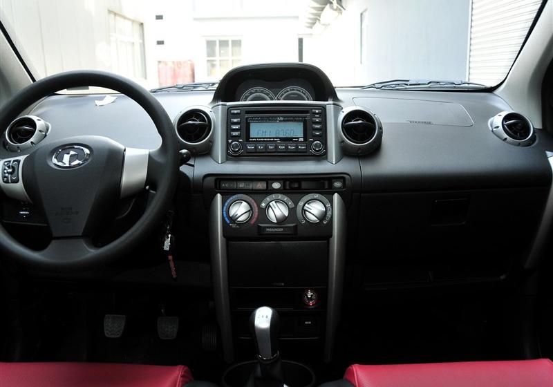 長(zhǎng)城汽車 炫麗 2011款 CROSS 1.3L MT