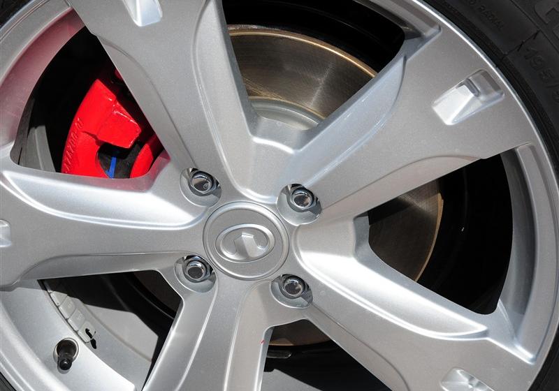 長(zhǎng)城汽車(chē) 炫麗 2011款 CROSS 1.3L MT