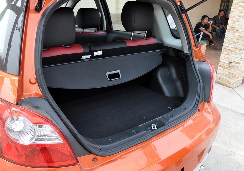 長(zhǎng)城汽車(chē) 炫麗 2011款 CROSS 1.5L MT