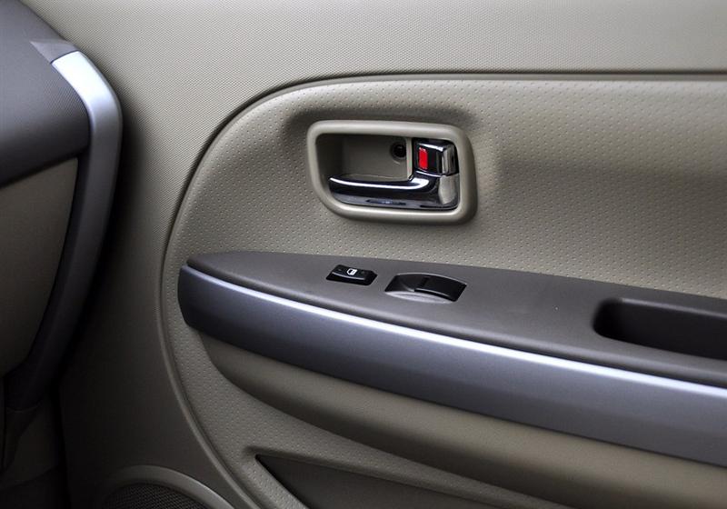 長(zhǎng)城汽車(chē) 炫麗 2009款 1.5L CVT 精英型VVT