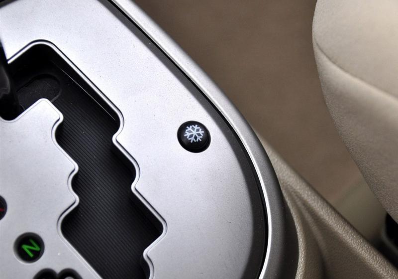 長(zhǎng)城汽車(chē) 炫麗 2009款 1.5L CVT 精英型VVT