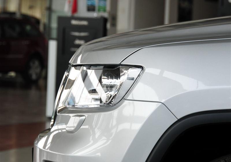 Jeep吉普 大切諾基(進口) 2011款 3.6 豪華版