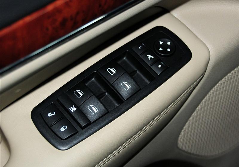 Jeep吉普 大切諾基(進口) 2011款 3.6 豪華導航版