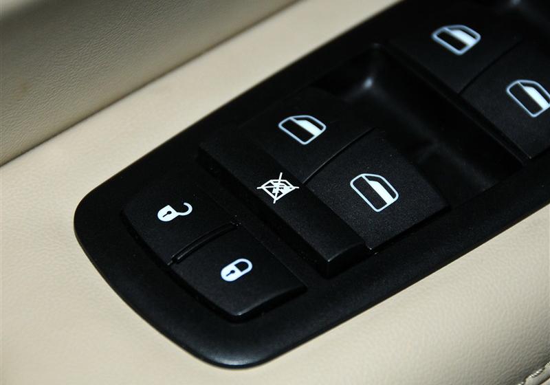 Jeep吉普 大切諾基(進口) 2011款 3.6 豪華導航版