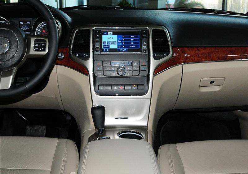 Jeep吉普 大切諾基(進口) 2011款 3.6 豪華導航版