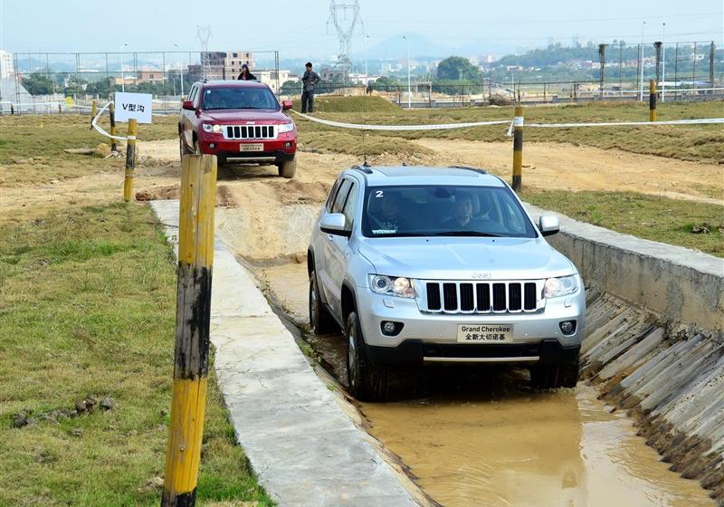 Jeep吉普 大切諾基(進口) 2011款 3.6 豪華導航版