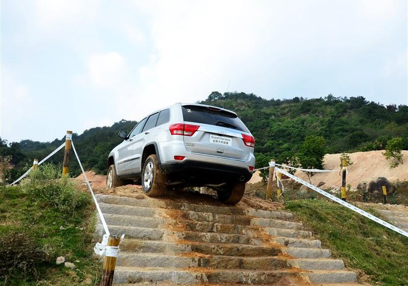 Jeep吉普 大切諾基(進口) 2011款 3.6 豪華導航版