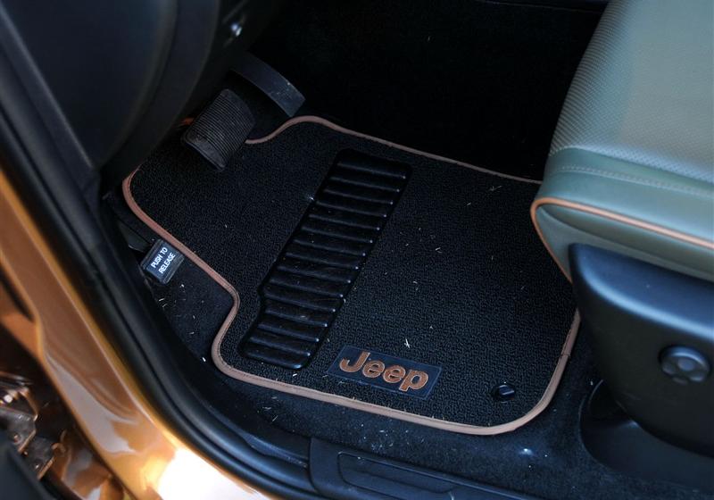 Jeep吉普 大切諾基(進(jìn)口) 2011款 3.6 70周年限量版