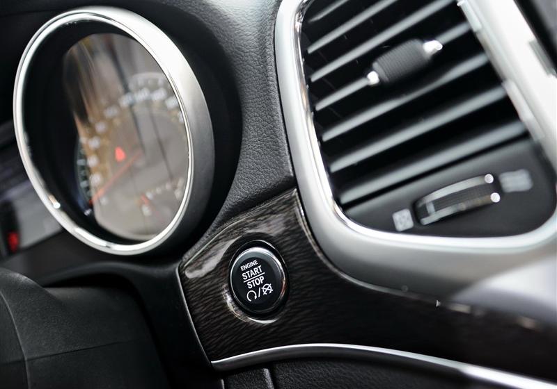 Jeep吉普 大切諾基(進(jìn)口) 2011款 3.6 70周年限量版