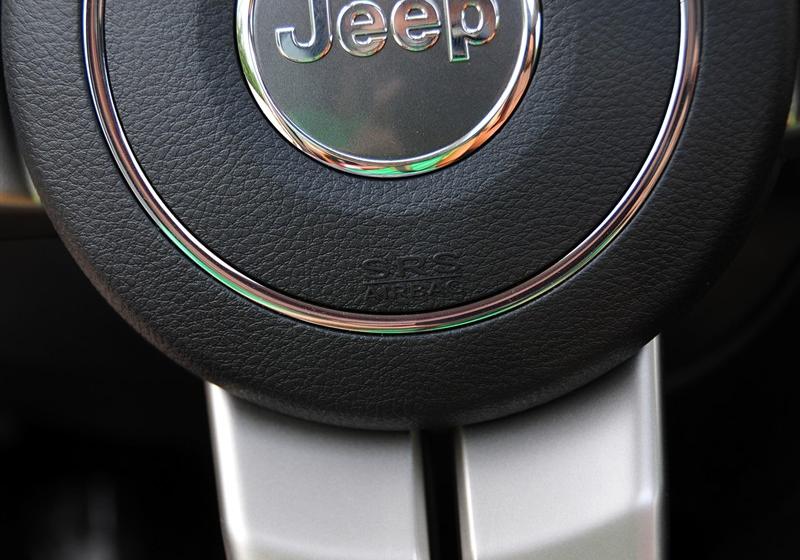 Jeep吉普 大切諾基(進(jìn)口) 2011款 3.6 旗艦版