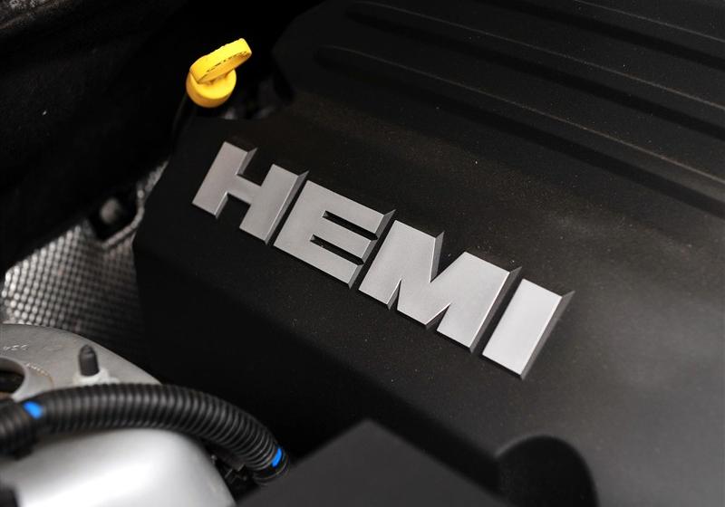 Jeep吉普 大切諾基(進(jìn)口) 2011款 5.7 旗艦導(dǎo)航版