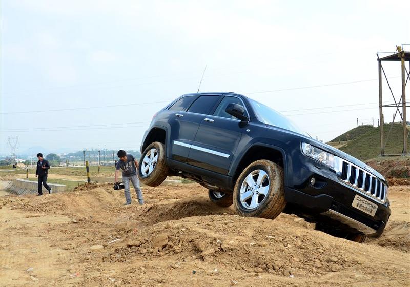 Jeep吉普 大切諾基(進口) 2011款 5.7 旗艦導航版