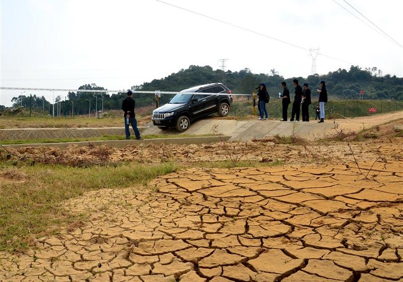 Jeep吉普 大切諾基(進口) 2011款 5.7 旗艦導航版