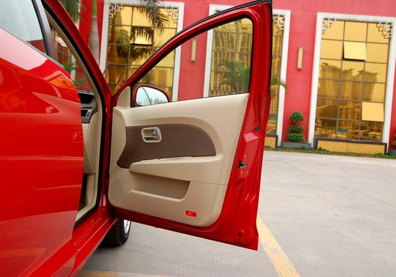 奇瑞汽車 風云2 2010款 1.5 兩廂 進取型