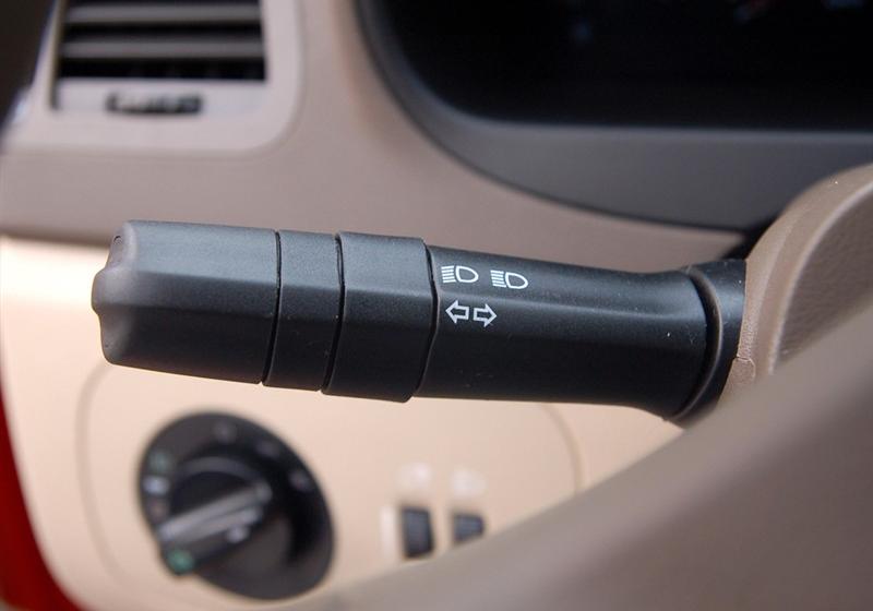 奇瑞汽車 風云2 2010款 1.5 兩廂 進取型