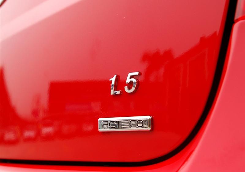 奇瑞汽車(chē) 風(fēng)云2 2010款 1.5 兩廂 進(jìn)取型