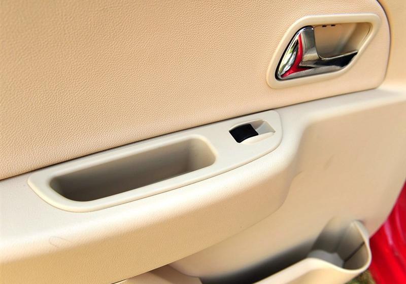 奇瑞汽車 風(fēng)云2 2010款 1.5 兩廂 豪華型