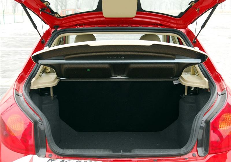 奇瑞汽車 風(fēng)云2 2010款 1.5 進(jìn)取型