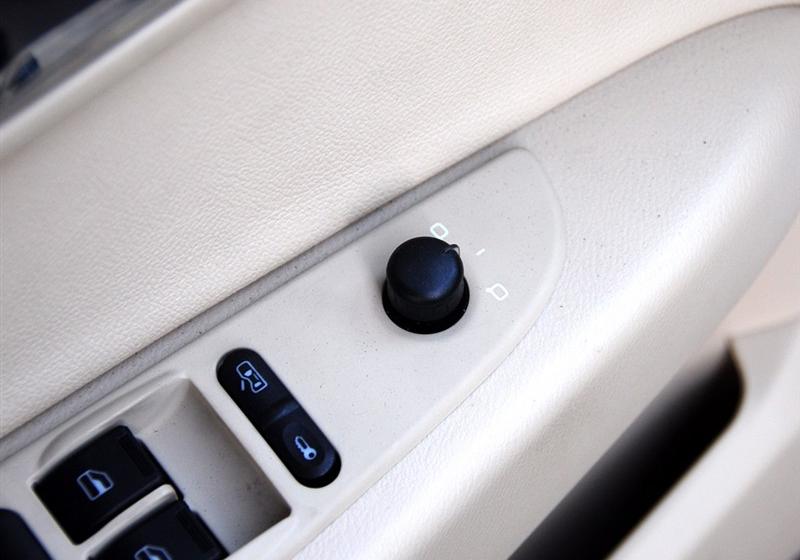 奇瑞汽車 風云2 2010款 1.5 豪華型