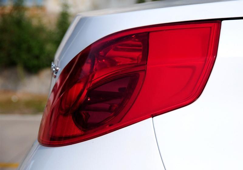 奇瑞汽車 風云2 2010款 1.5 豪華型