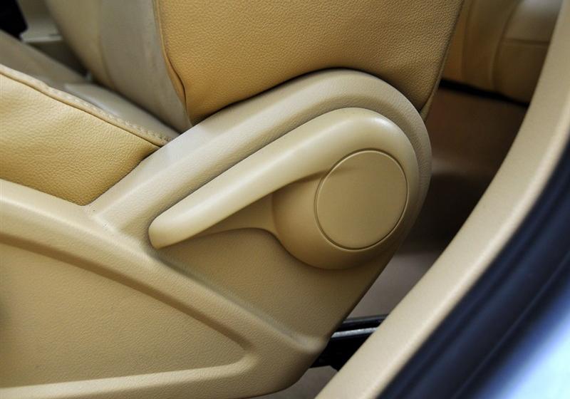 奇瑞汽車 奇瑞A3 2010款 改款1.6MT 尊貴型