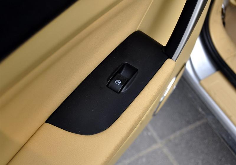 奇瑞汽車 奇瑞A3 2010款 改款1.6MT 尊貴型