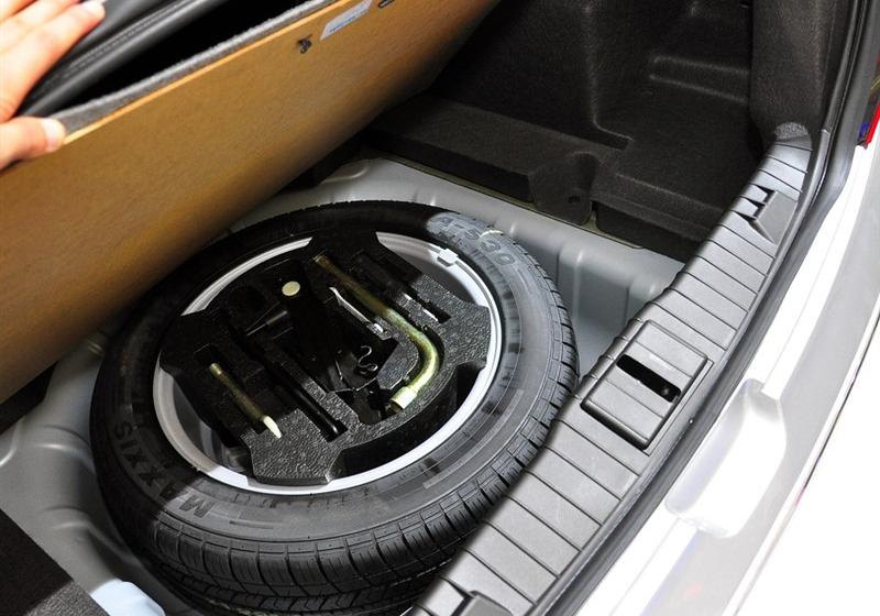 奇瑞汽車 奇瑞A3 2010款 改款1.6MT 尊貴型