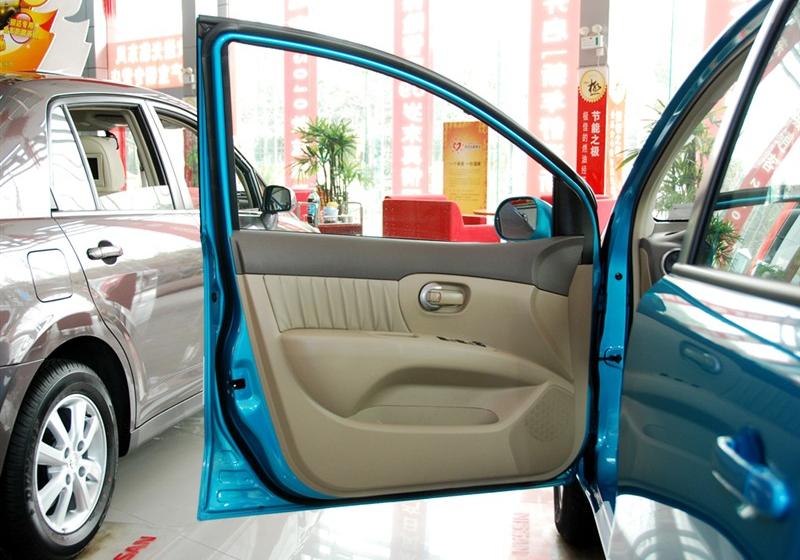 東風日產 驪威 2010款 勁悅版1.6GT AT炫能型