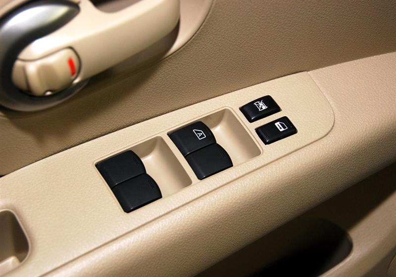 東風日產 驪威 2010款 勁悅版1.6GT AT炫能型