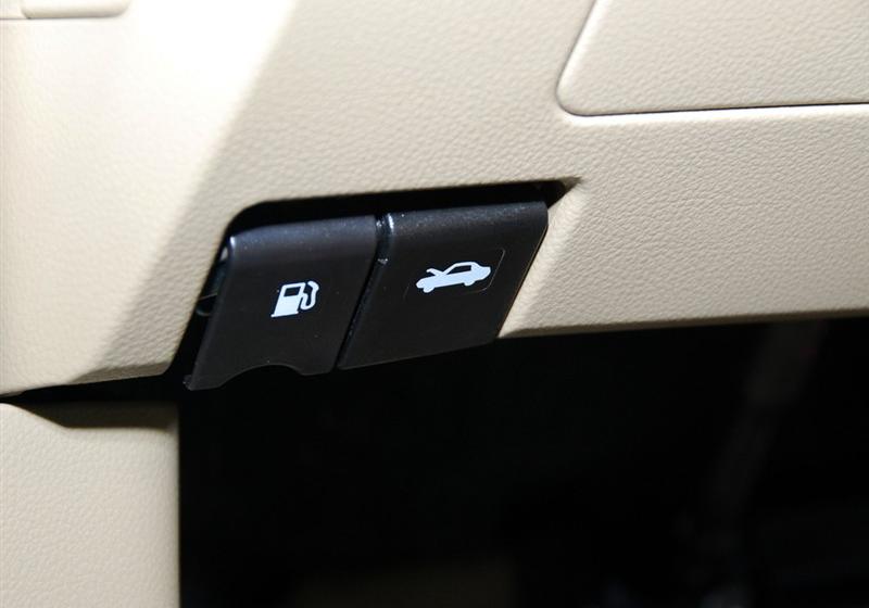 東風(fēng)日產(chǎn) 驪威 2010款 勁悅版1.6GT AT炫能型