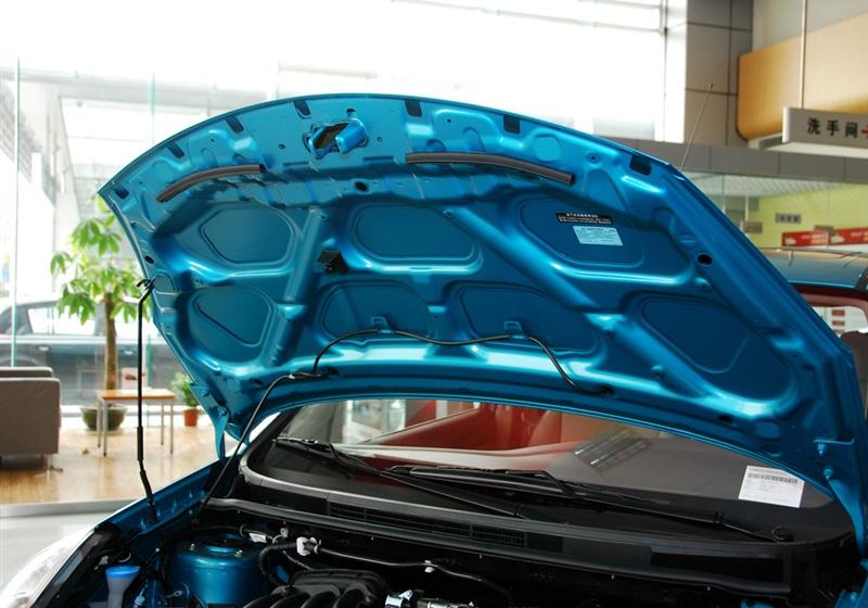 東風(fēng)日產(chǎn) 驪威 2010款 勁悅版1.6GT AT炫能型