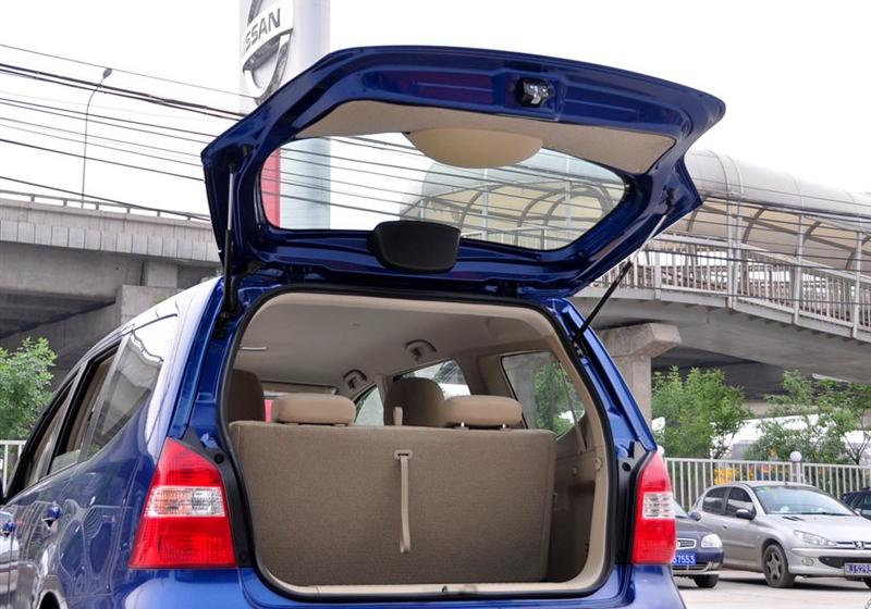 東風(fēng)日產(chǎn) 驪威 2010款 勁逸版 1.8XE MT標(biāo)準(zhǔn)型